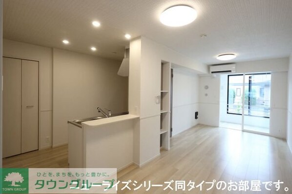 クレイドル下斎田Aの物件内観写真